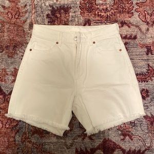 H&M high waist white denim shorts size 6